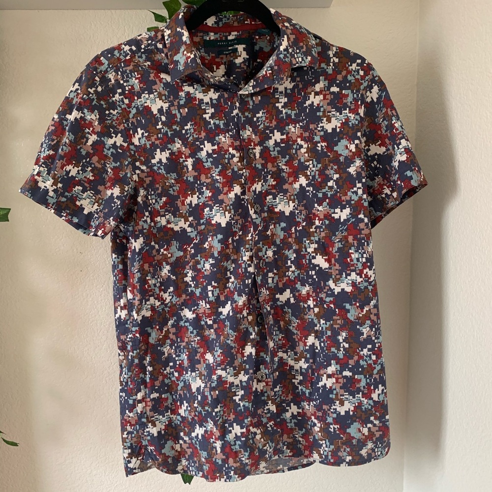 Perry Ellis Sixe S button up